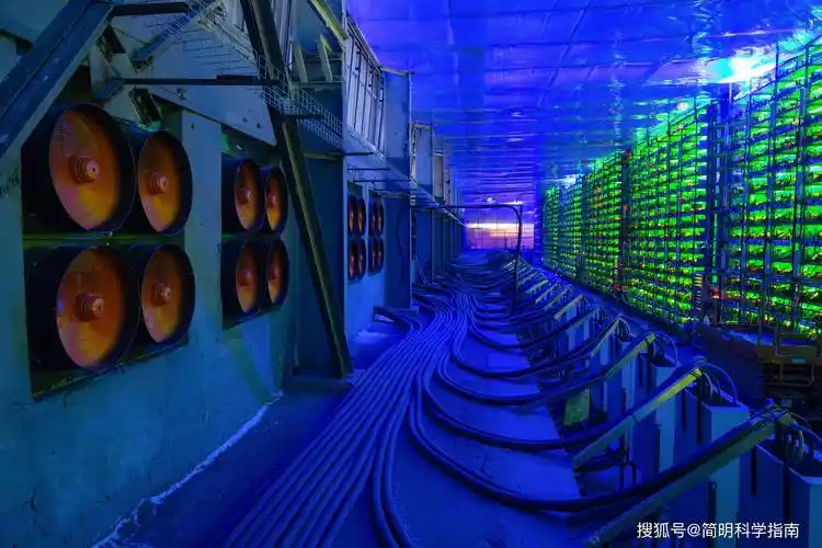 A expansive green mining farm hosting various machines, illustrating the scalable and eco-friendly infrastructure for Bitcoin and other cryptocurrencies
